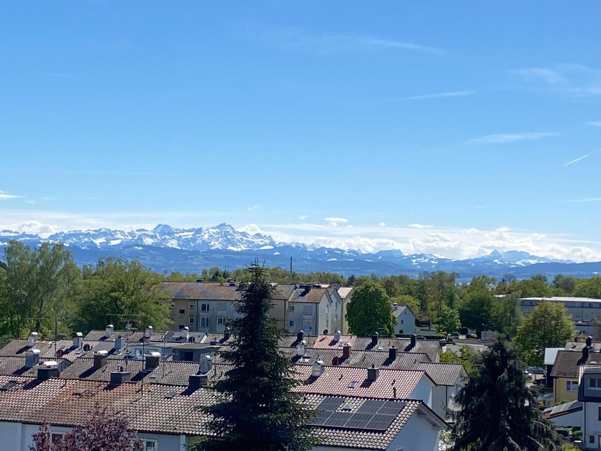 Penthouse Apartment Mit Alpenblick Friedrichshafen Eksteriør bilde