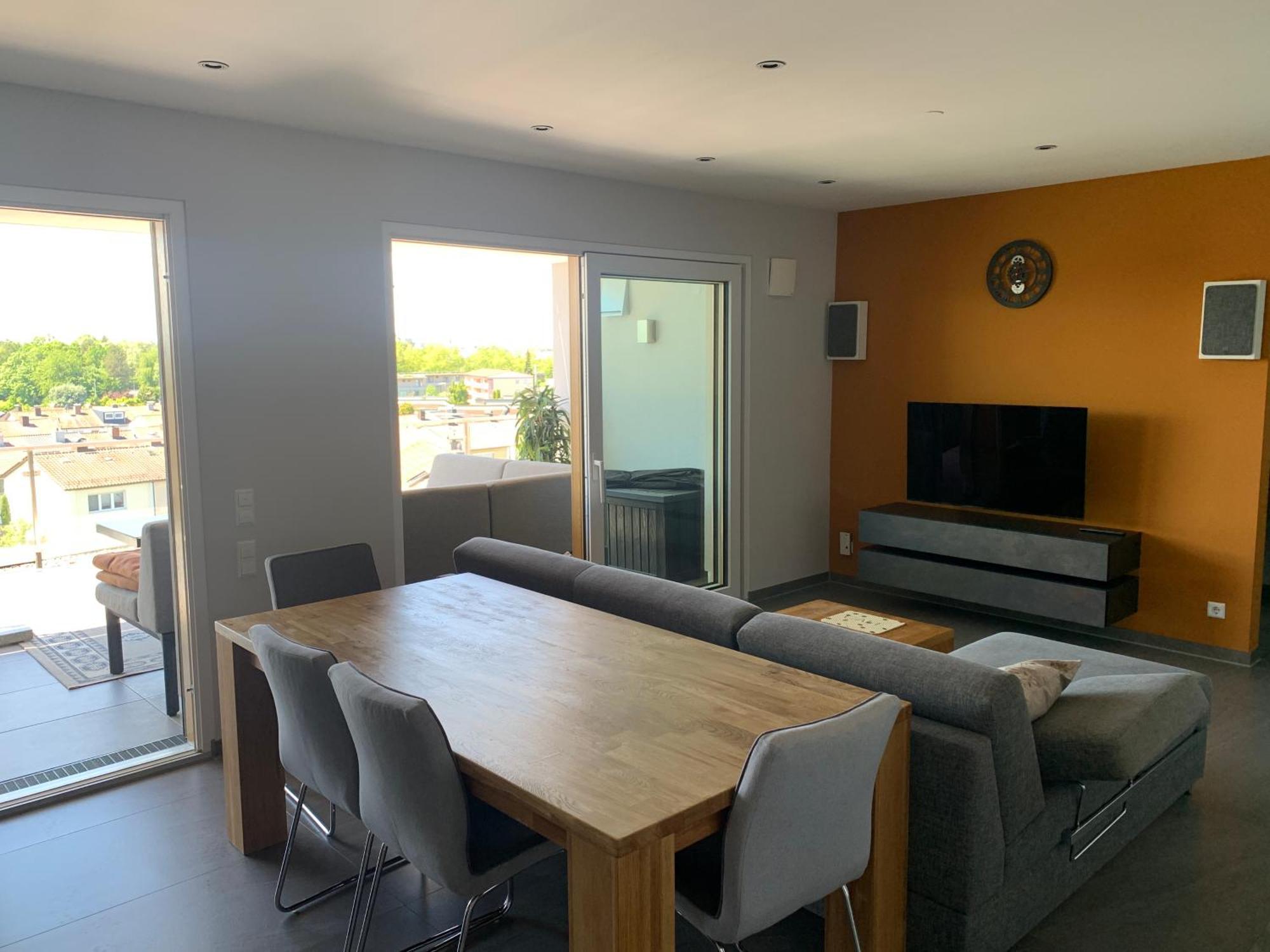 Penthouse Apartment Mit Alpenblick Friedrichshafen Eksteriør bilde