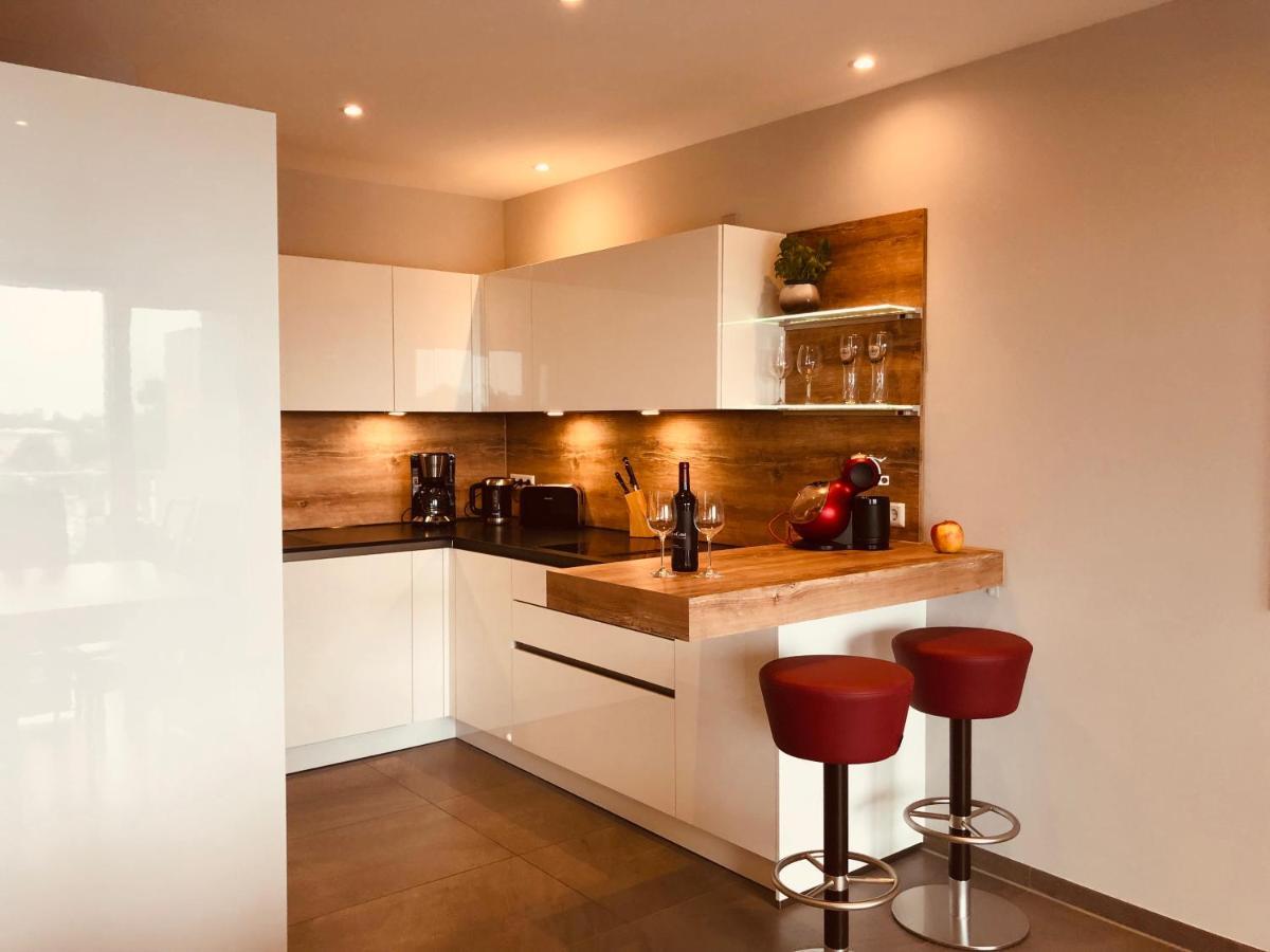 Penthouse Apartment Mit Alpenblick Friedrichshafen Eksteriør bilde