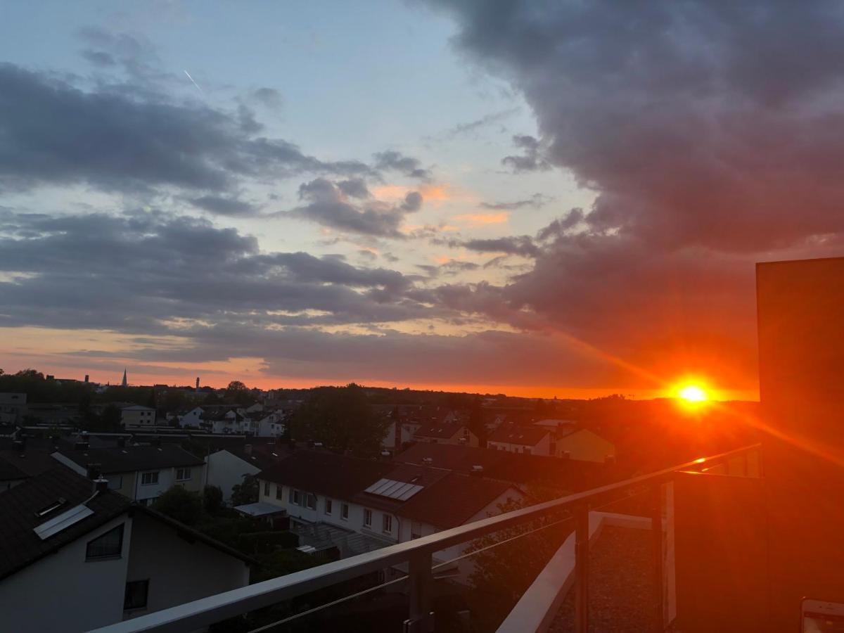 Penthouse Apartment Mit Alpenblick Friedrichshafen Eksteriør bilde