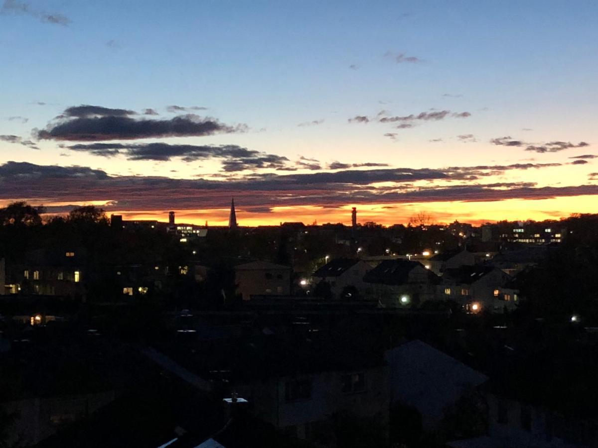 Penthouse Apartment Mit Alpenblick Friedrichshafen Eksteriør bilde